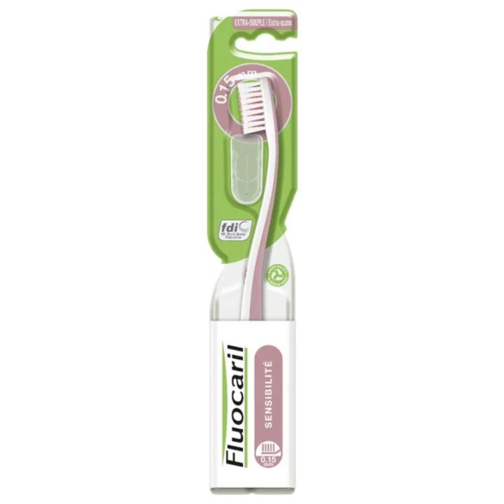 Brosse à dents extra-souple Sensibilité Fluocaril - une brosse à dents